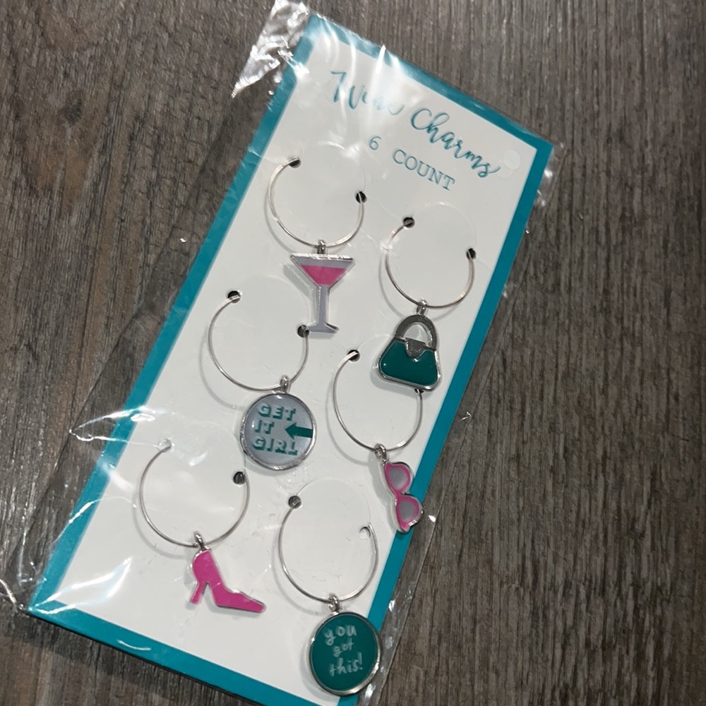 NWT HD Designs Insulated Wine Tumblers set of 4 and FREE GIFT - Picture 8 of 8